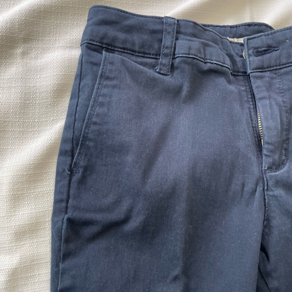 Navy Jones New York chinos